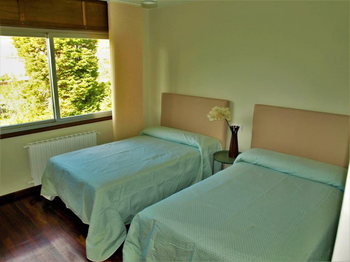 Albergue Pallanes توي المظهر الخارجي الصورة