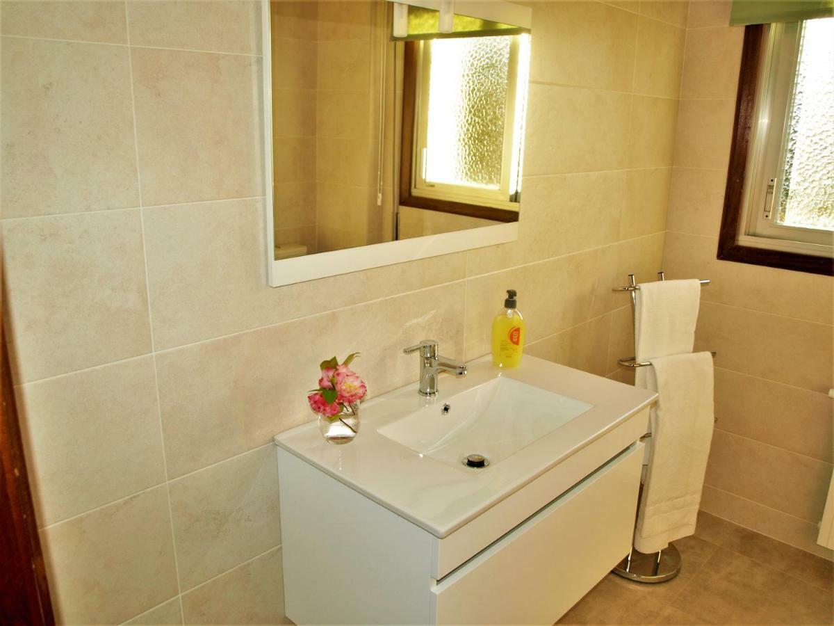 Albergue Pallanes توي المظهر الخارجي الصورة