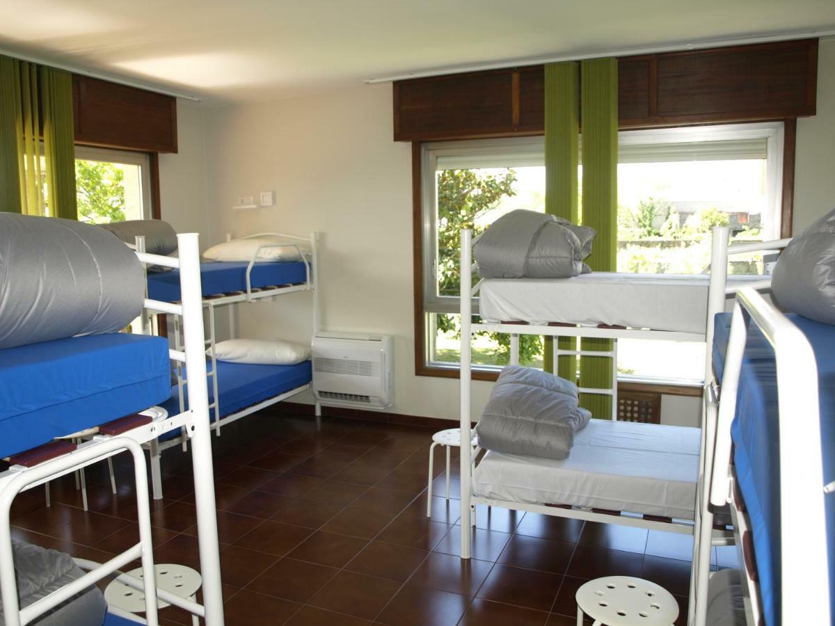 Albergue Pallanes توي المظهر الخارجي الصورة