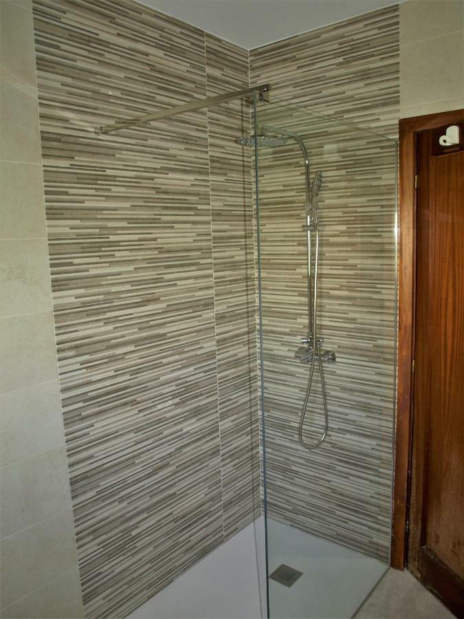 Albergue Pallanes توي المظهر الخارجي الصورة