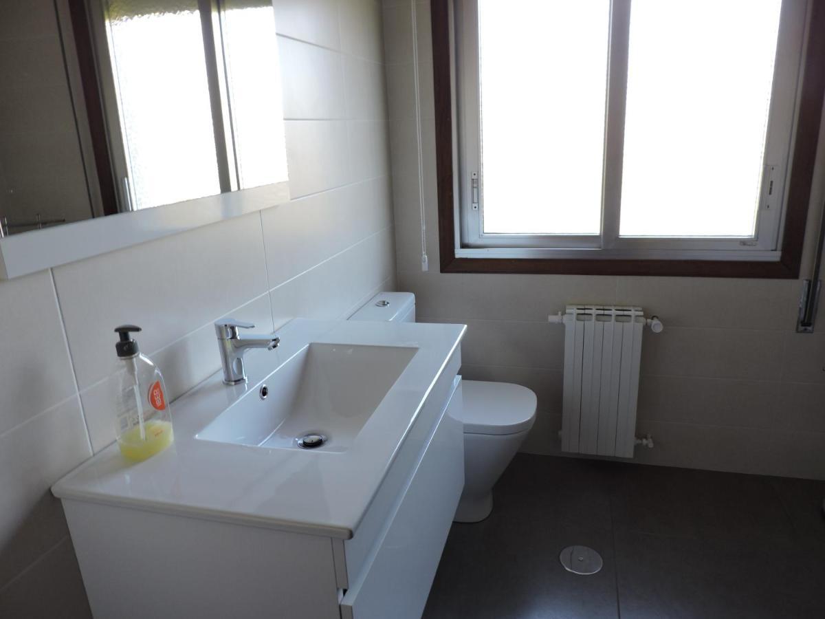 Albergue Pallanes توي المظهر الخارجي الصورة